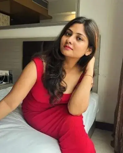Call Girls in Arera Colony